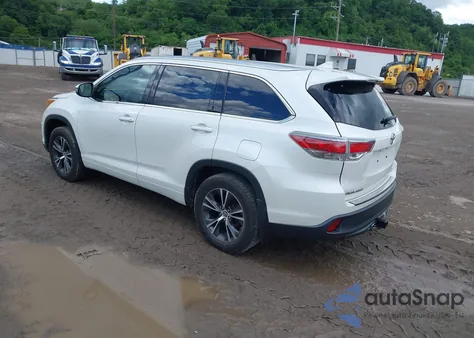 2016 Toyota Highlander Xle V6 z USA, uszkodzony, nr VIN 5TDJKRFH6GS260362